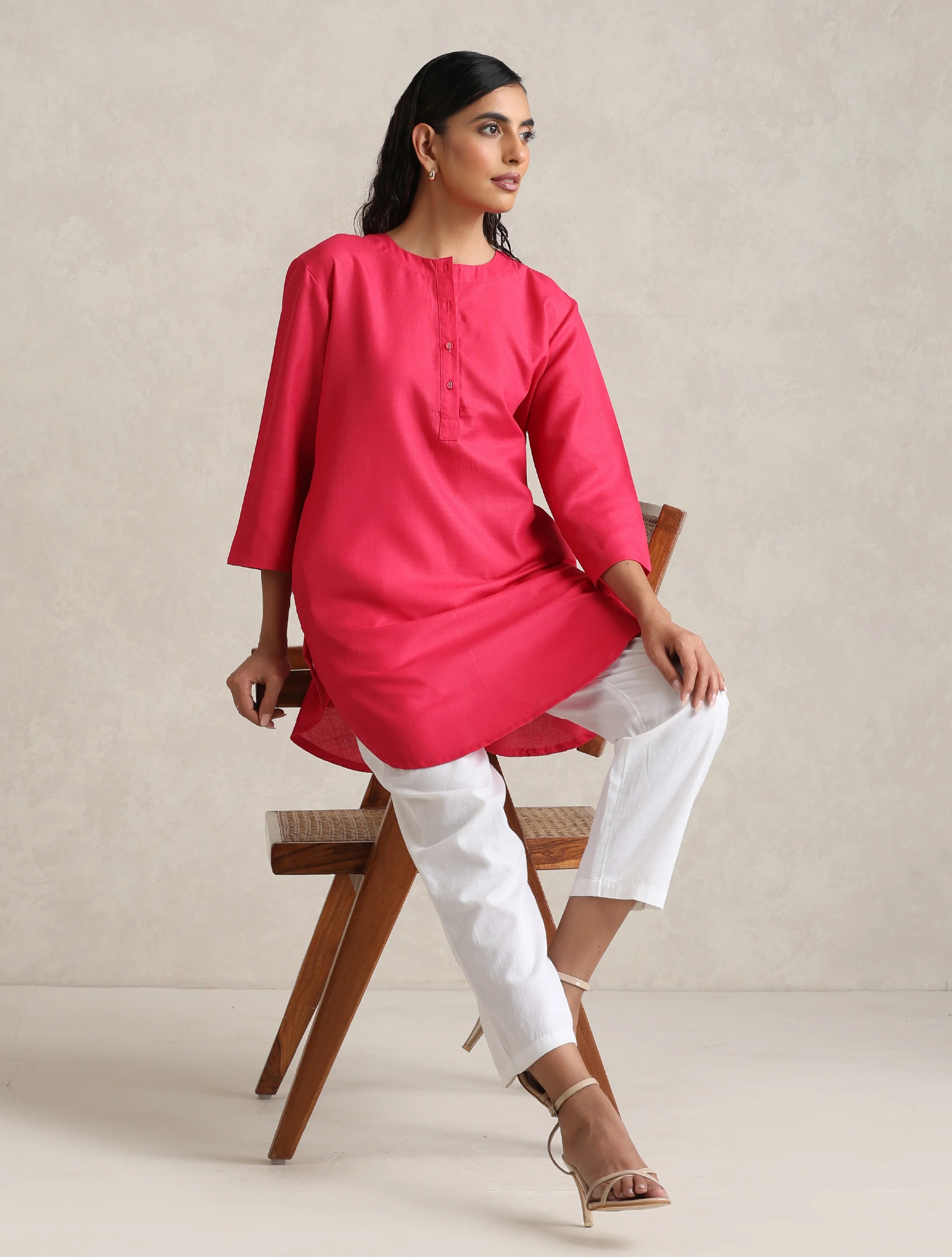 Women's Pink Cotton Blend Short Kurta