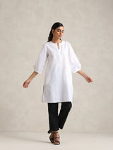 Women's White Cotton Blend Short Kurta