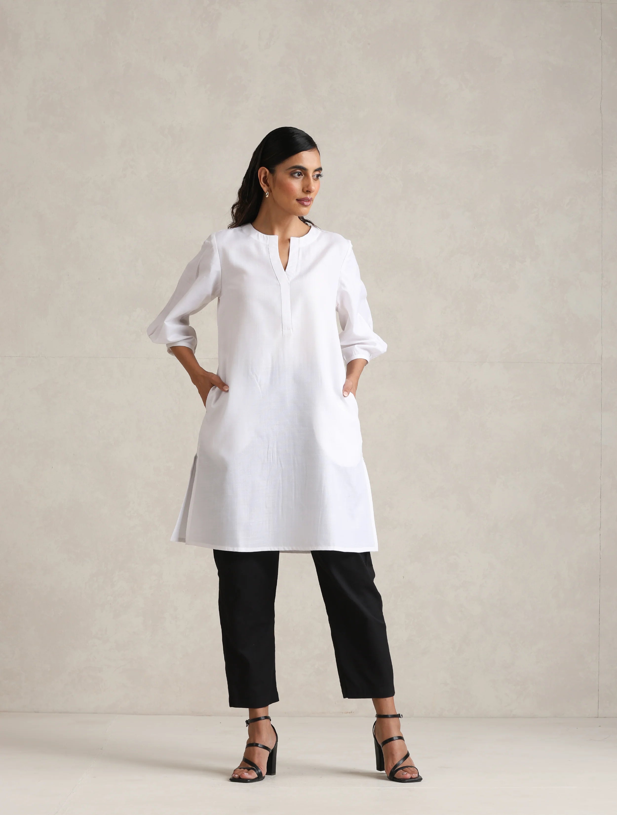 Women's White Cotton Blend Short Kurta