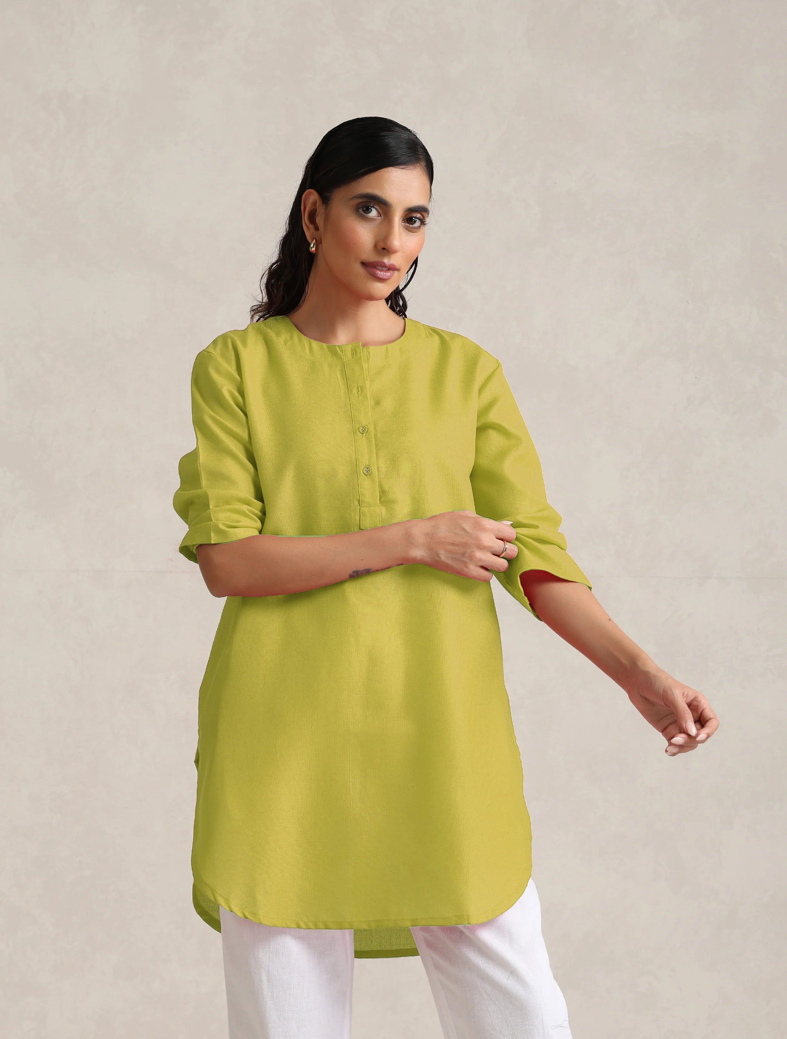 Women's Yellow Cotton Blend Short Kurta