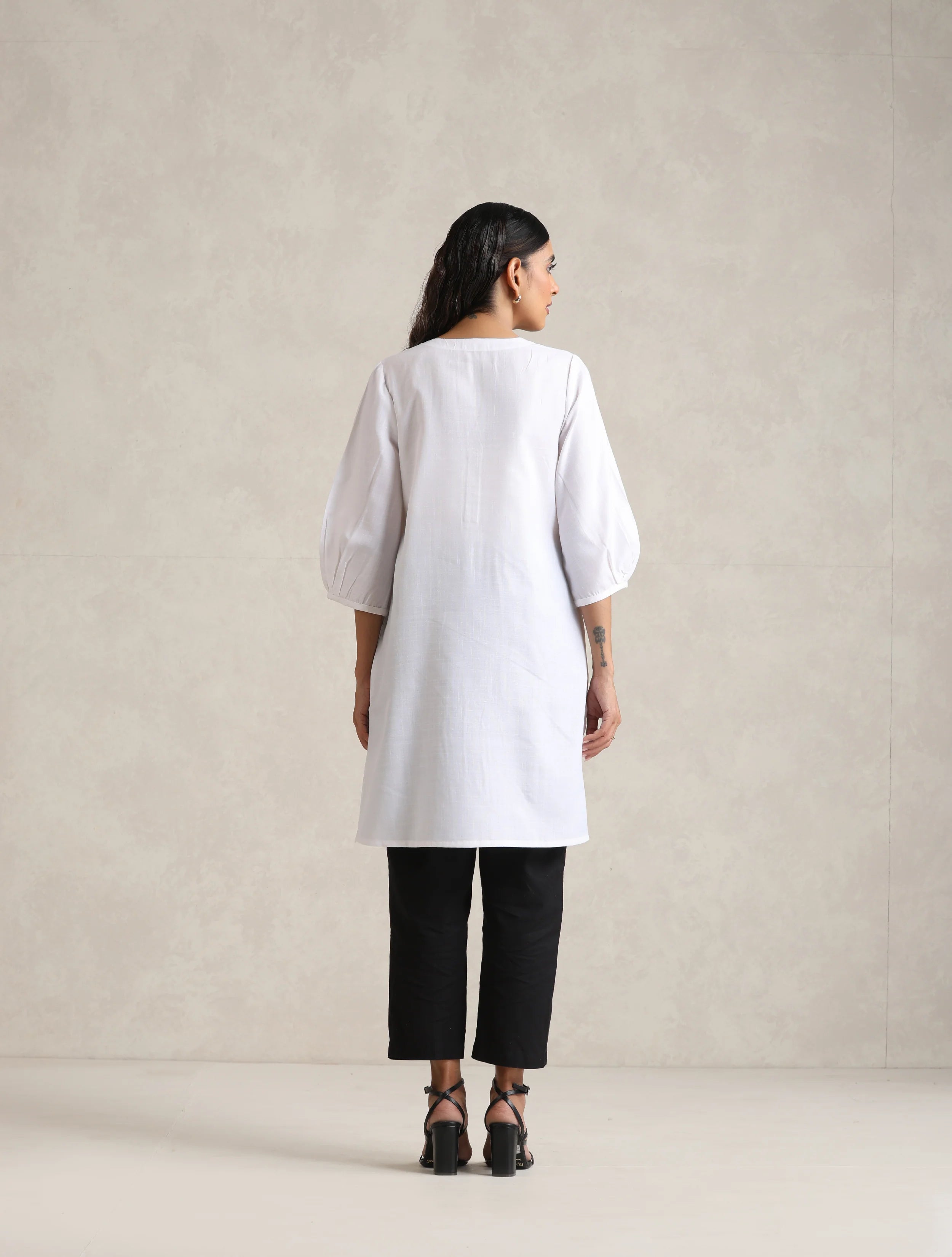 Women's White Cotton Blend Short Kurta