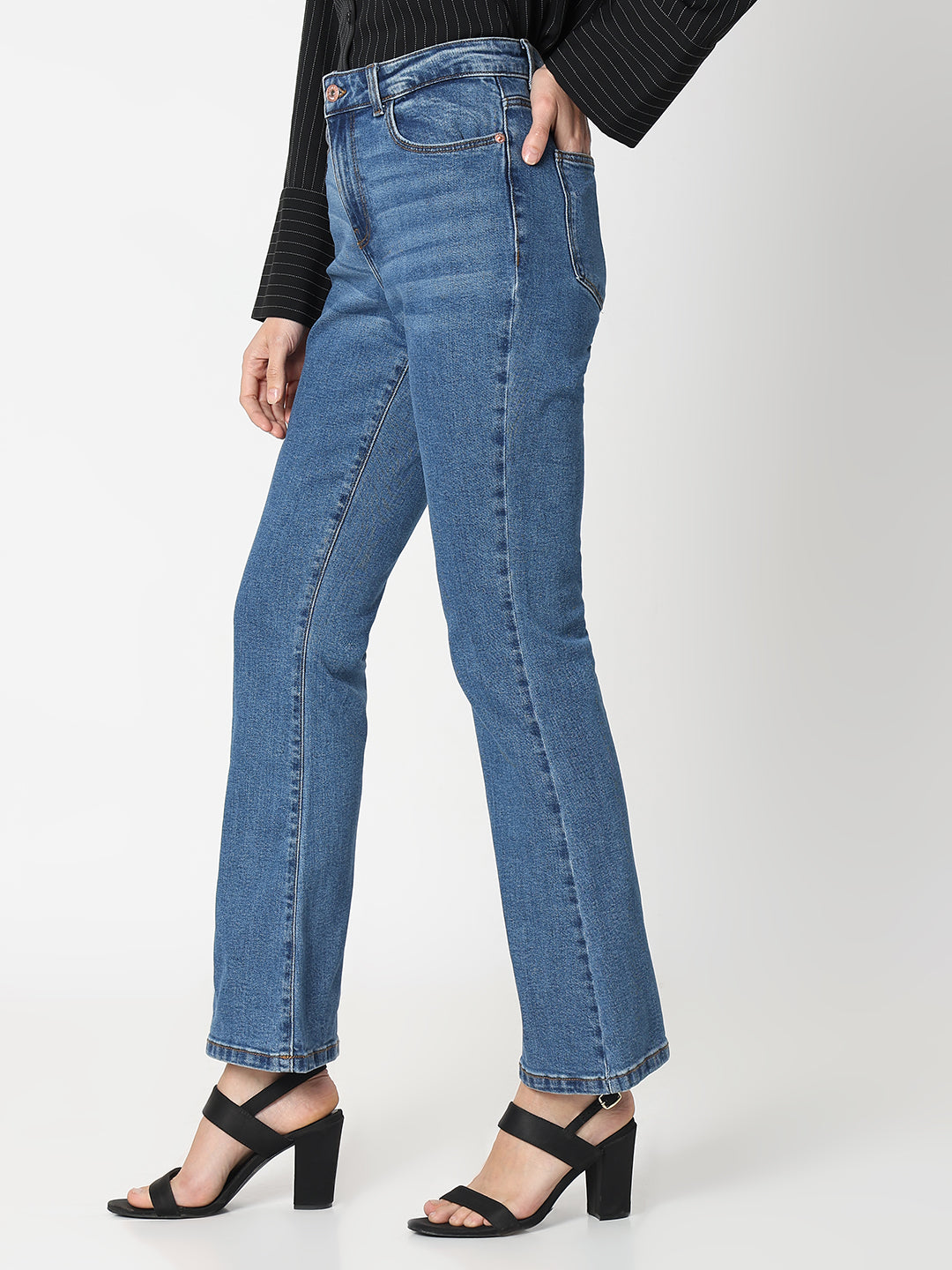 Women's Blue Mid Rise Bootcut Jeans