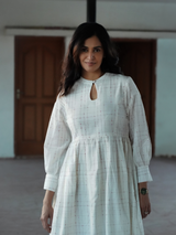 Women's White Casual Regular Fit Printed Dress