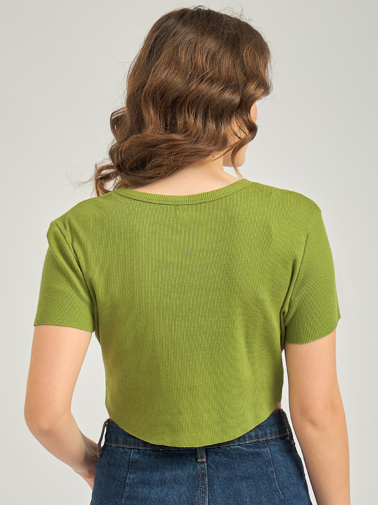 Women's Green Casual Slim Fit Solid Top
