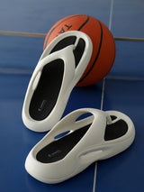 Women's Dune White Black Round Toe Polyurethane Casual Flip-flops