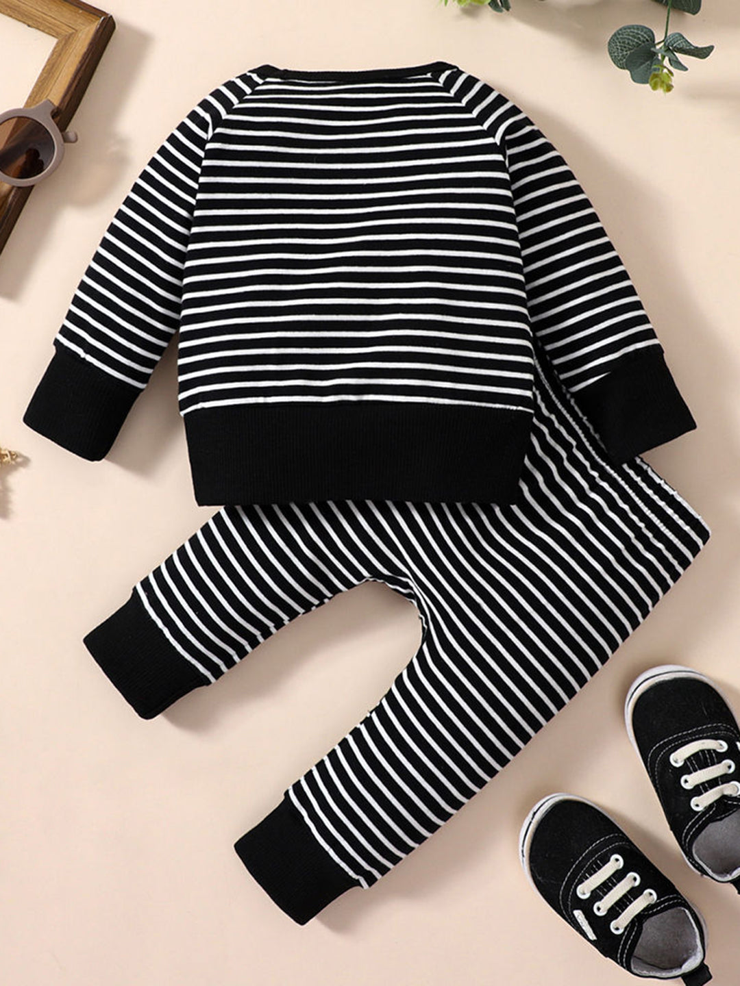 Boys Black Casual Full Sleeves Sweatshirt and Jogger Set