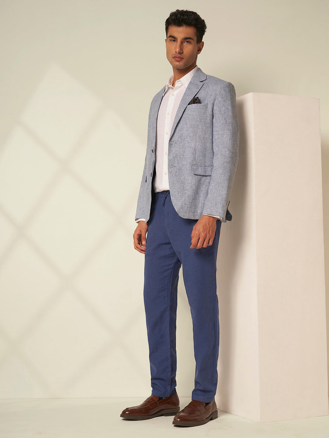 Men's Navy Casual Slim Fit Solid Trousers