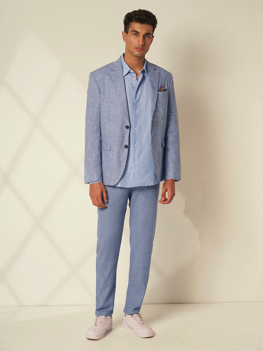 Men's Blue Casual Slim Fit Solid Trousers