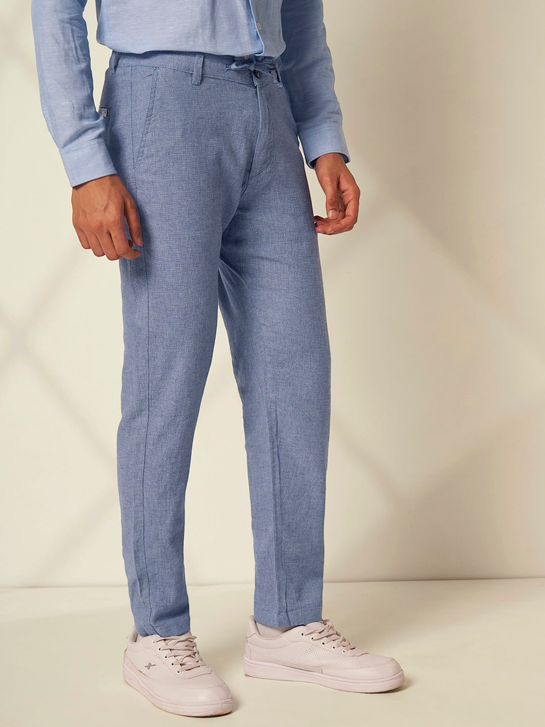 Men's Blue Casual Slim Fit Solid Trousers