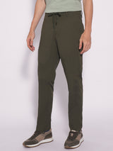 Men's Green Casual Regular Fit Solid Mid Rise Trouser