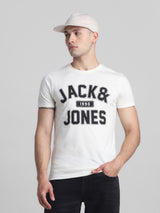 Men's White Casual Slim Fit Half Sleeves Tshirt