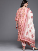 Women Pink Daily  Printed  Three-Quarter Sleeves Kurta Sets