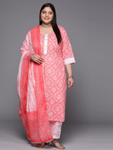 Women Pink Daily  Printed  Three-Quarter Sleeves Kurta Sets