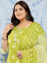 Women Green Daily  Printed  Three-Quarter Sleeves Kurta Sets