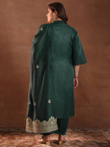 Women Green Daily  Solid Three-Quarter Sleeves Kurta Sets