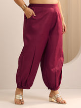 Women Red Daily  Solid Three-Quarter Sleeves Kurta Sets