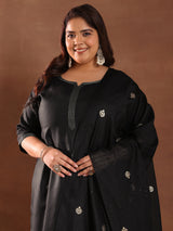 Women Black Daily  Solid Three-Quarter Sleeves Kurta Sets