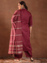 Women Red Daily  Solid Three-Quarter Sleeves Kurta Sets