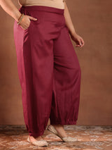 Women Red Daily  Solid Three-Quarter Sleeves Kurta Sets