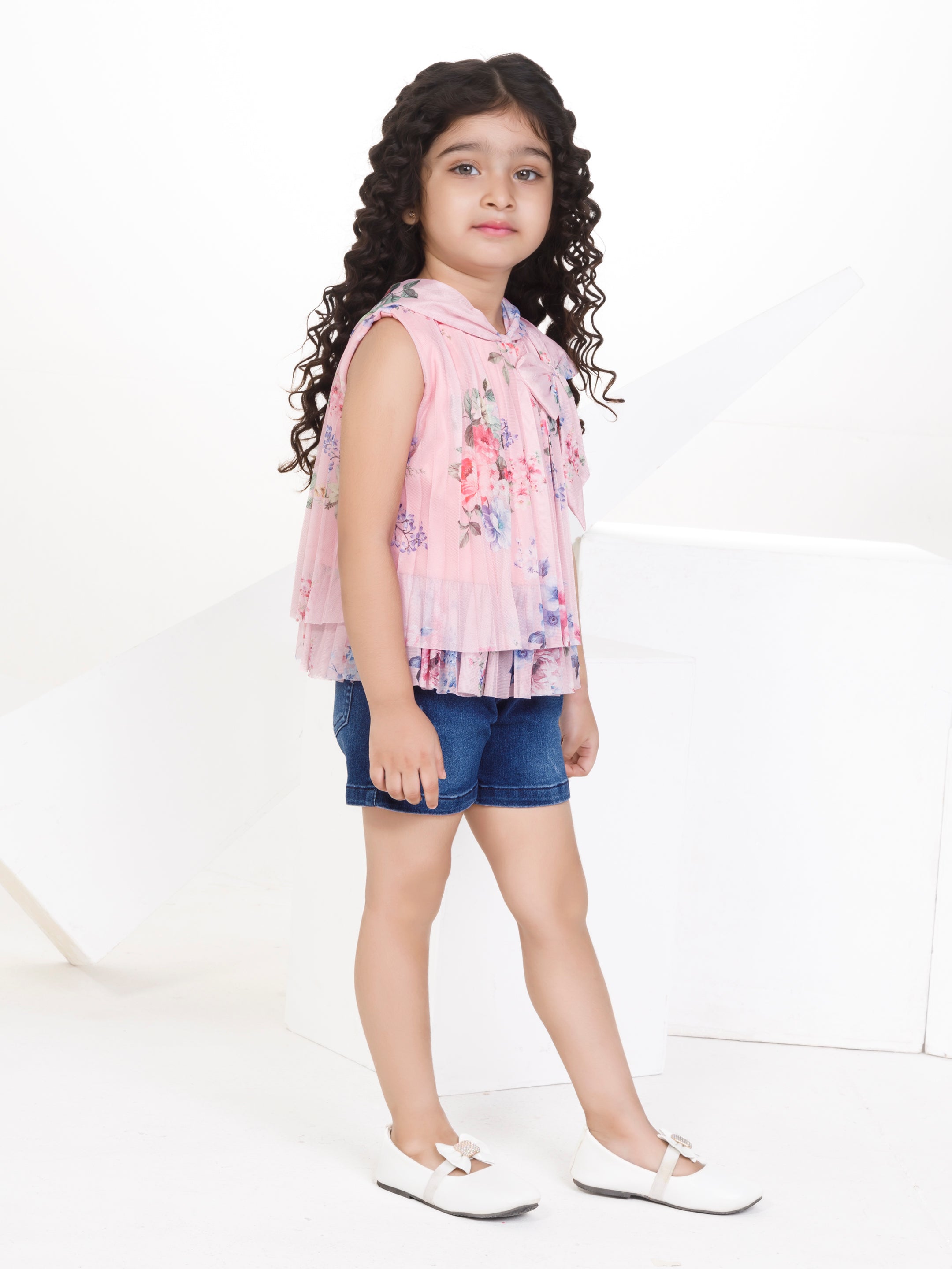 Girls Mid Thigh Length Semi Party Shorts Set