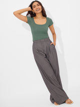 Women's Green Casual Slim Fit Solid Half Sleeves Top