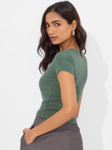 Women's Green Casual Slim Fit Solid Half Sleeves Top