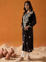 Women's Black Ethnic Round Neck Three Quarter Sleeves Kurta