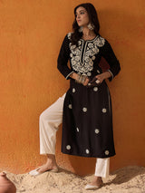 Women's Black Ethnic Round Neck Three Quarter Sleeves Kurta