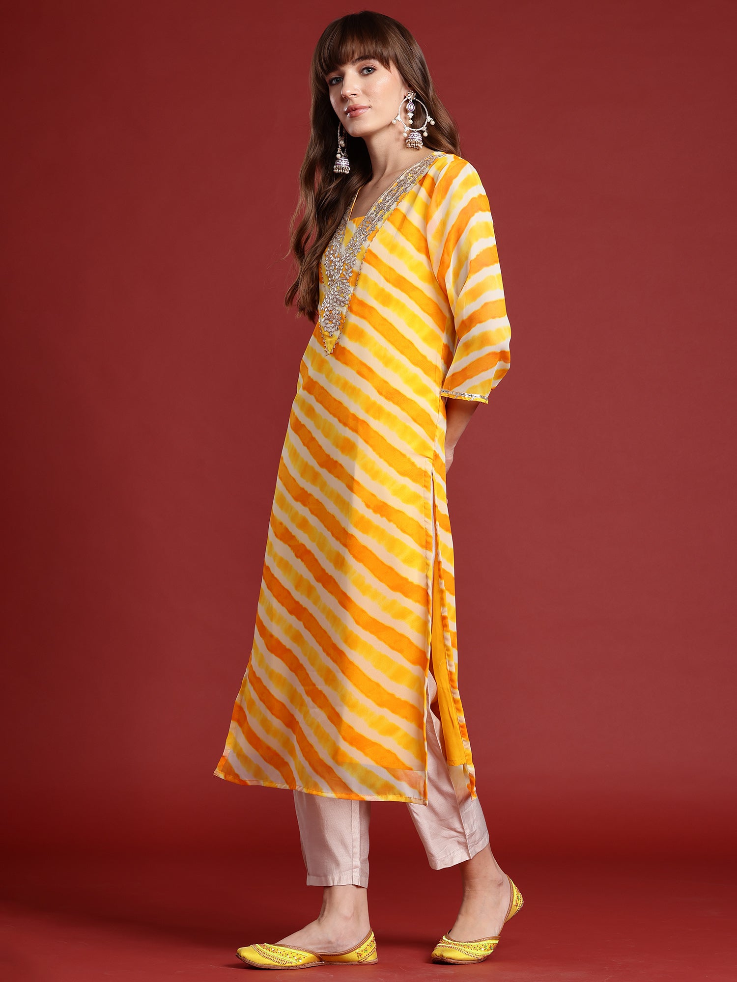 Women's Yellow Printed Straight Kurta