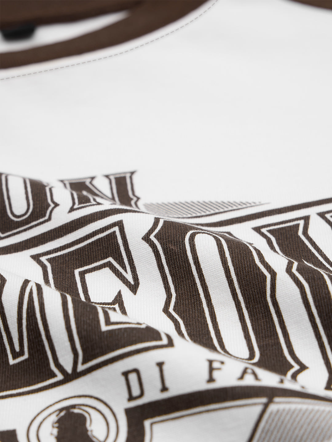 Men's White Casual Printed Regular Fit Half Sleeves Tshirt