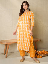 Women's Yellow Printed Straight Kurta Trousers With Dupatta Set