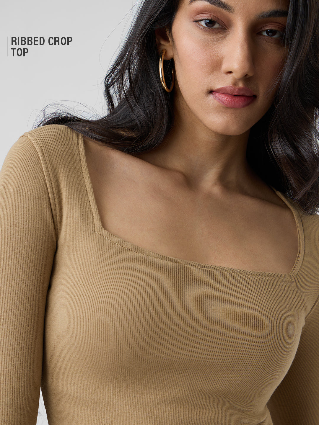 Women's Beige Casual Slim Fit Solid Full Sleeves Top
