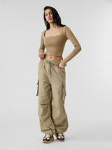 Women's Beige Casual Slim Fit Solid Full Sleeves Top