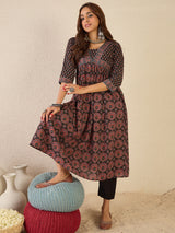 Women's Black Casual Printed V-Neck Three Quarter Sleeves Kurta