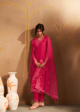 Women's Red Fusion Regular Fit Printed Three Quarter Sleeves Kurtas Sets