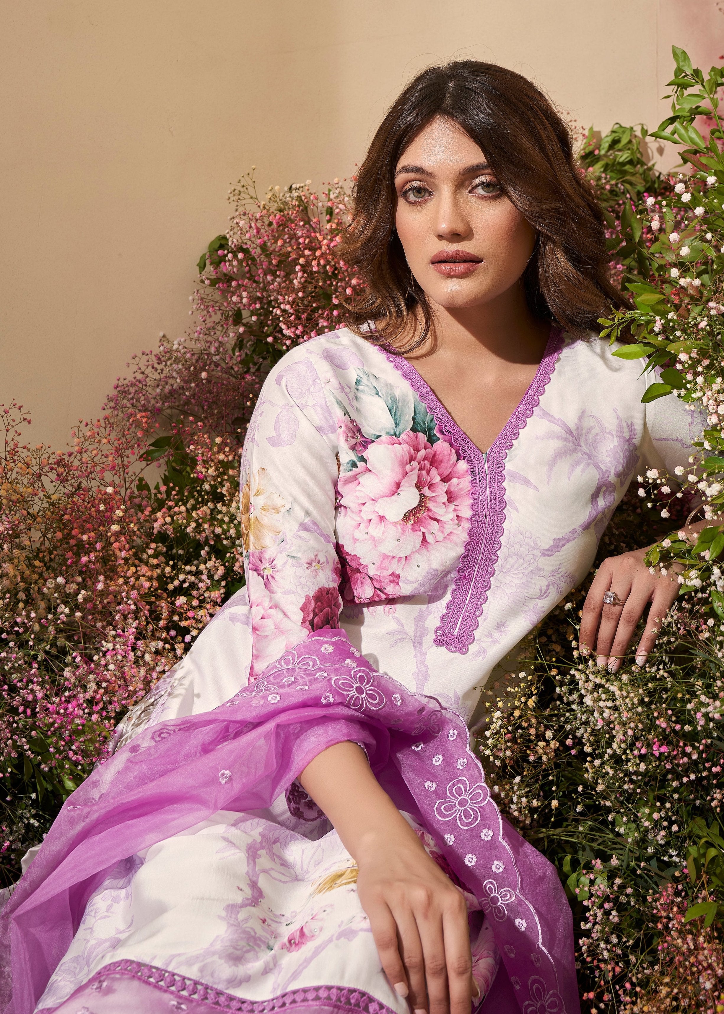 Women's Purple Fusion Regular Fit Printed Three Quarter Sleeves Kurtas Sets