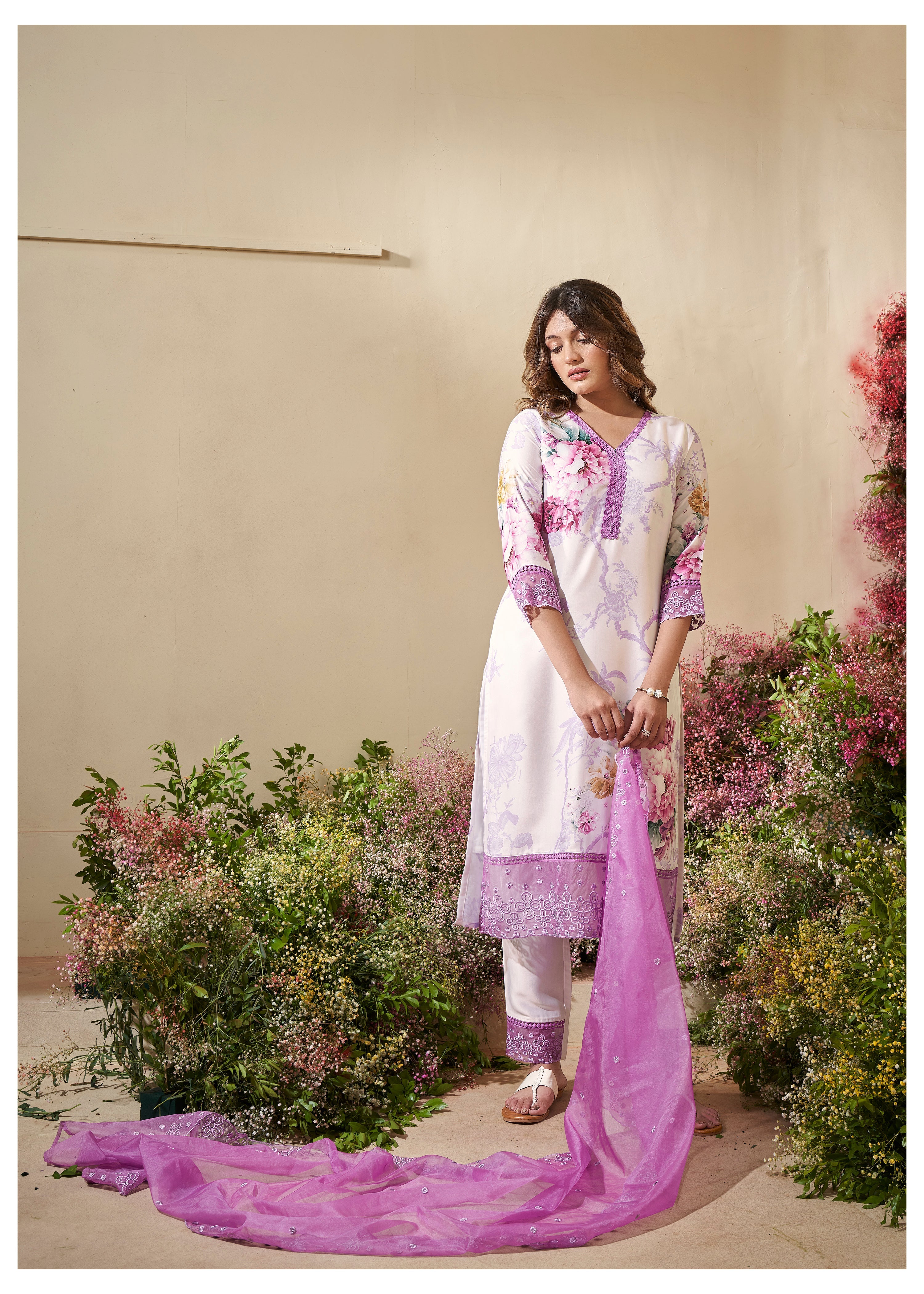 Women's Purple Fusion Regular Fit Printed Three Quarter Sleeves Kurtas Sets