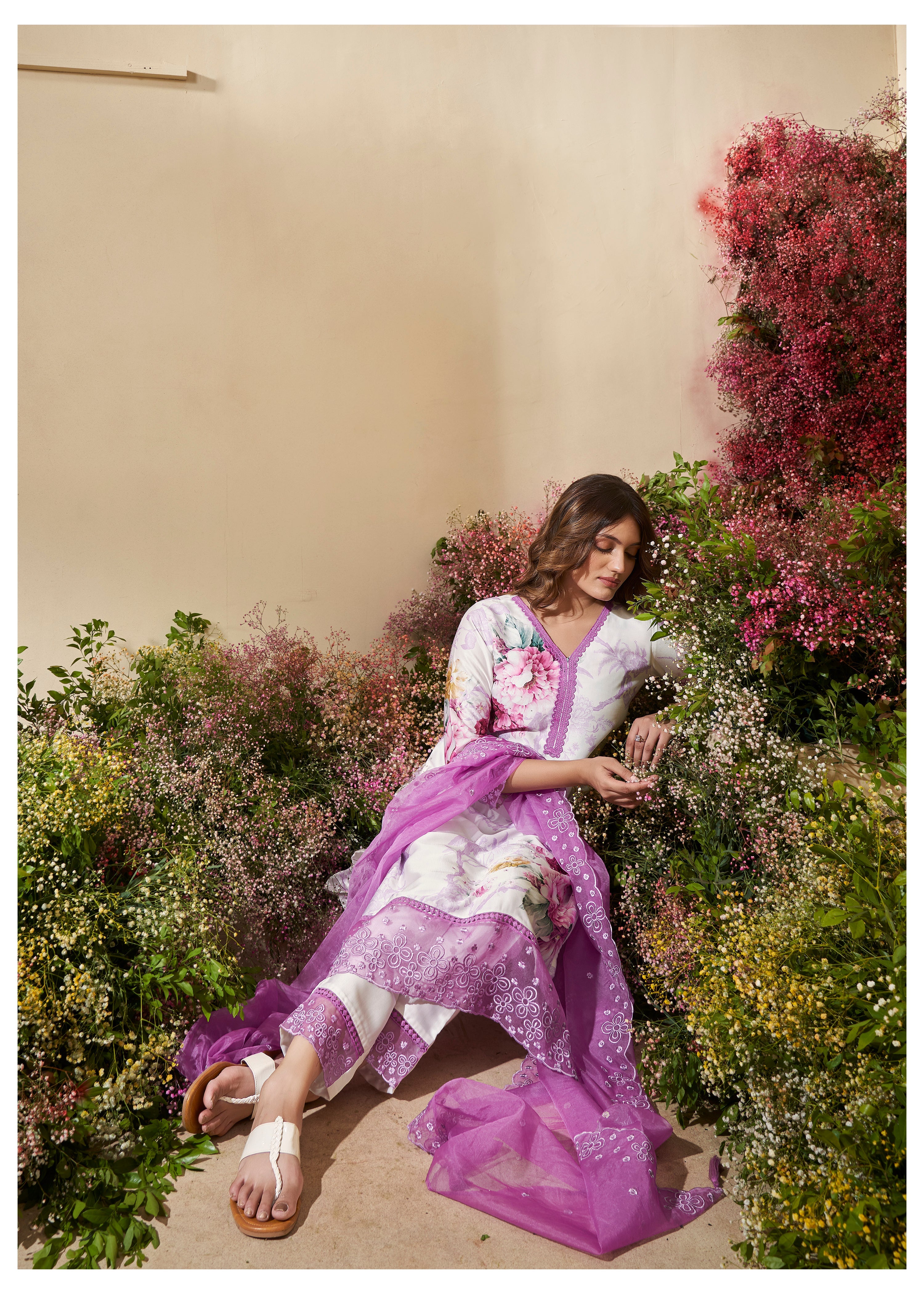 Women's Purple Fusion Regular Fit Printed Three Quarter Sleeves Kurtas Sets