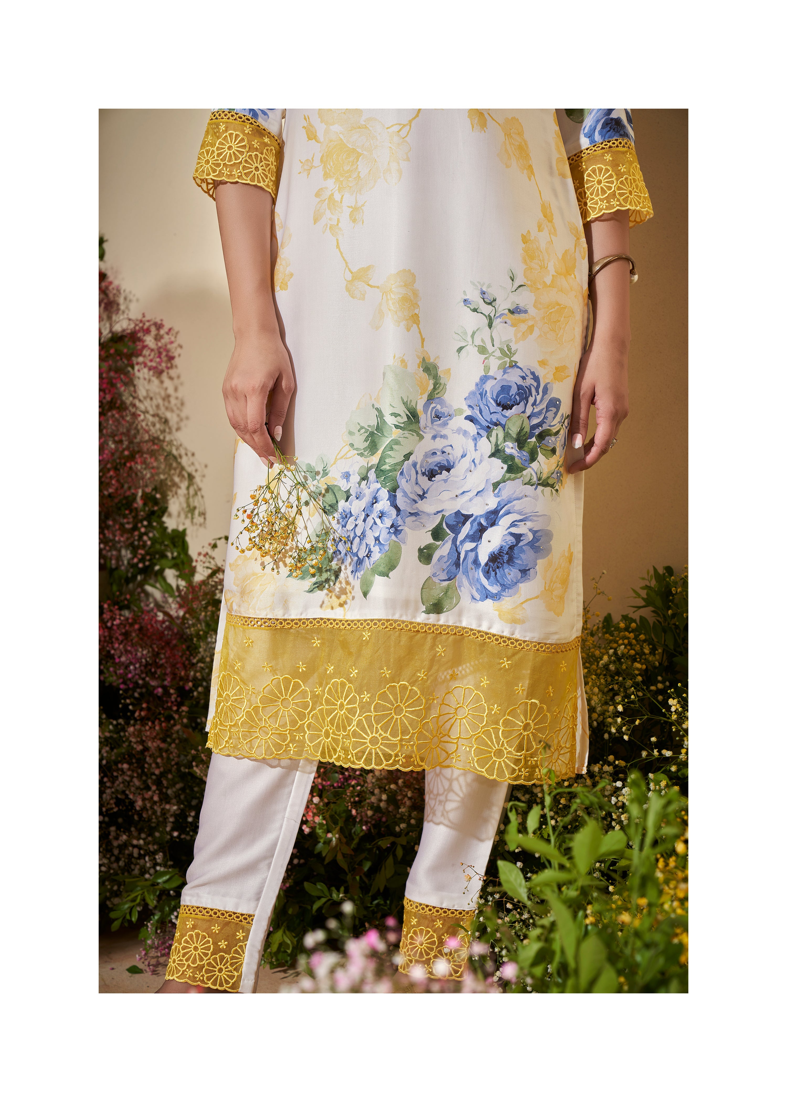 Women's Yellow Fusion Regular Fit Printed Three Quarter Sleeves Kurtas Sets