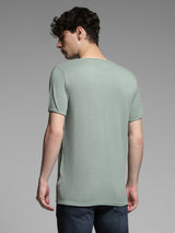Men's Green Casual Slim Fit Solid  Tshirt