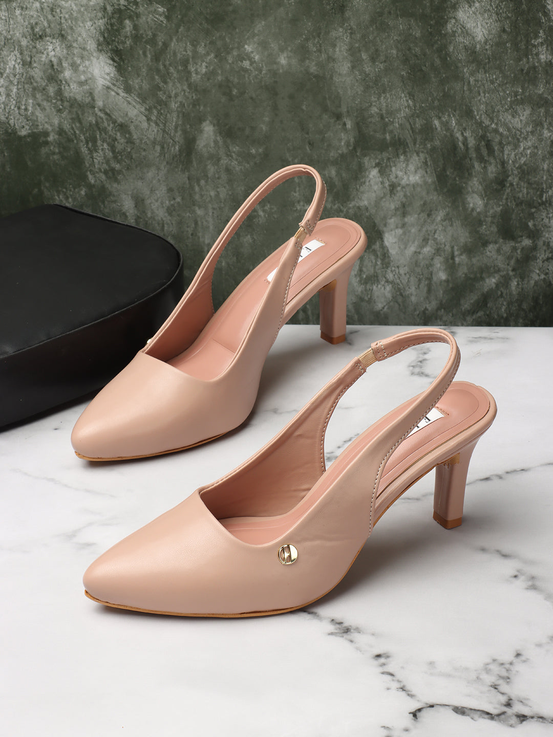 Women's Peach Pointed-Toe Slingback Heels