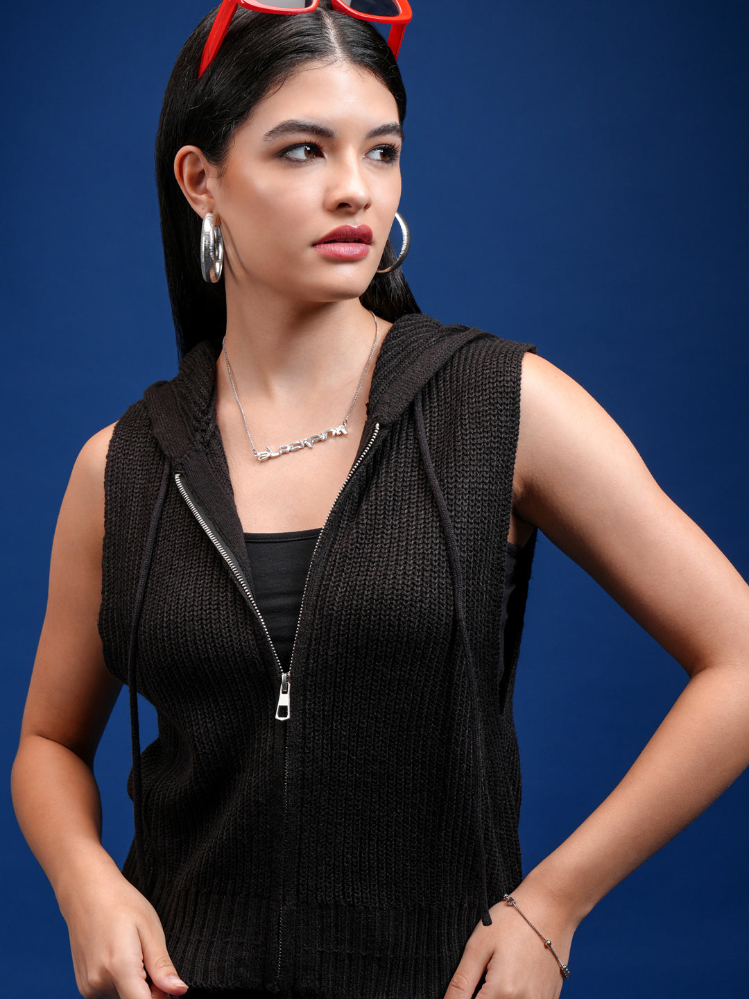 Women's Black Casual Self-Design Sleeveless Sweater