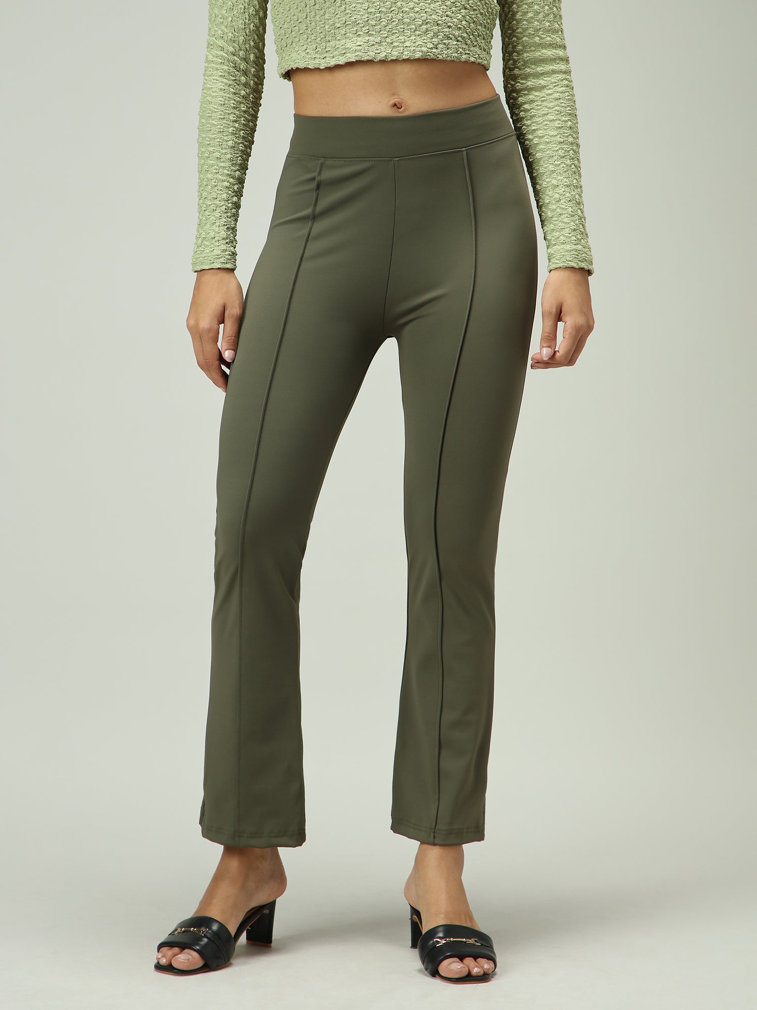 Women's Green Casual Regular Fit Solid Trouser