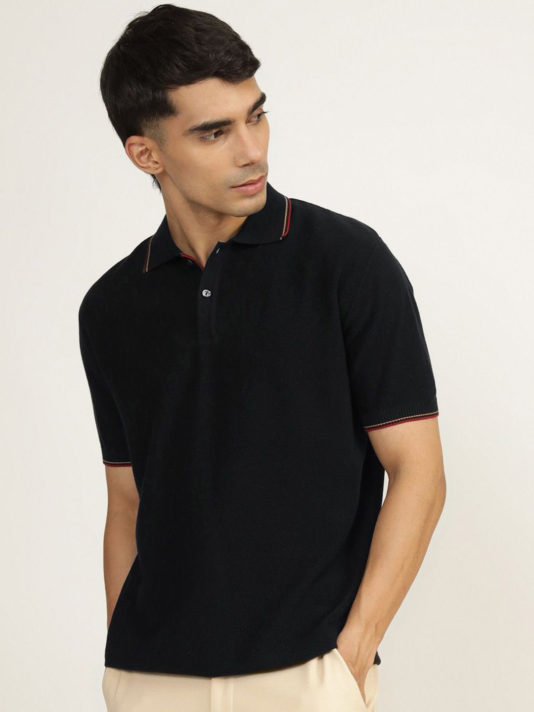 Men's Black Casual Regular Fit Solid Half Sleeves Polo Tshirt