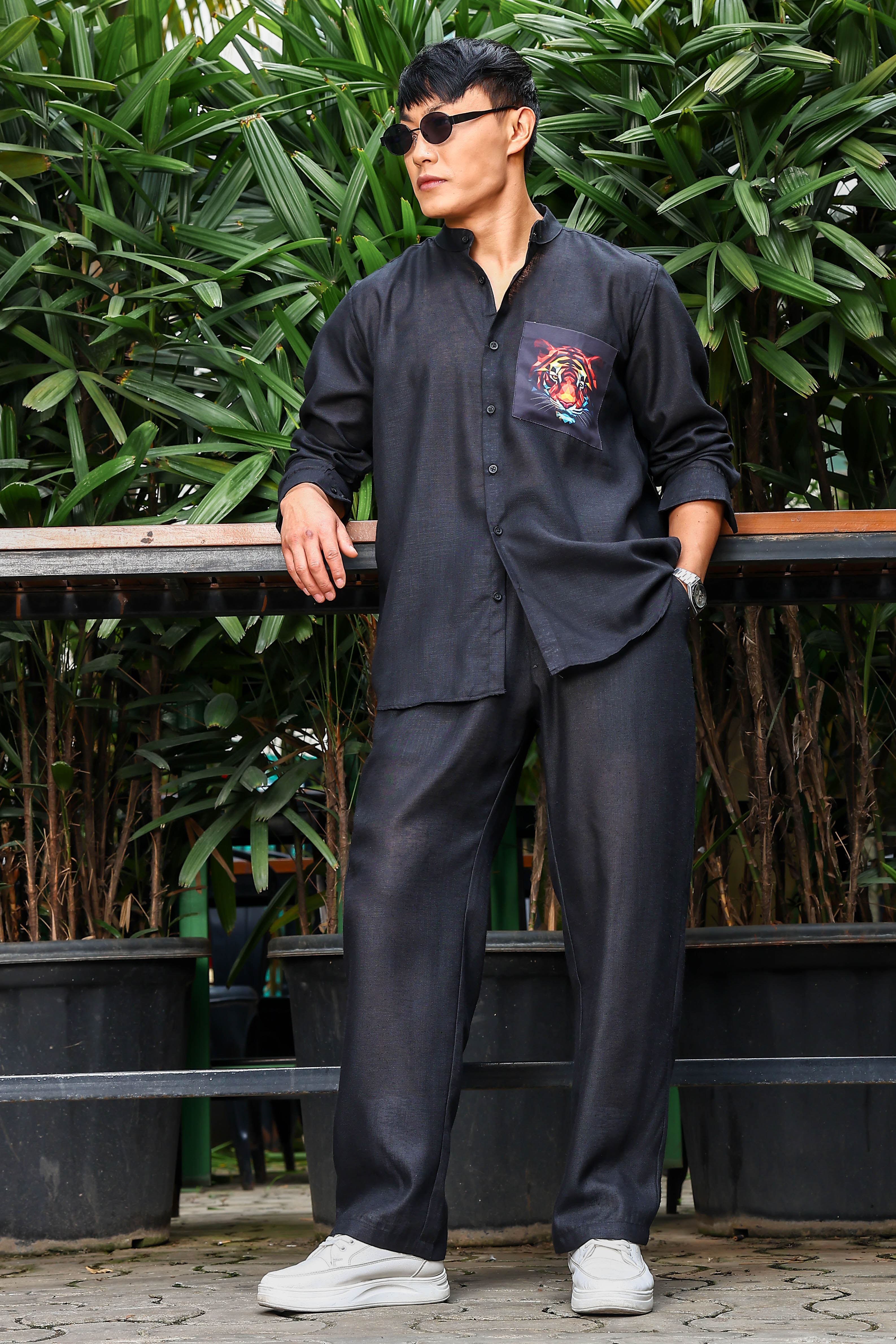 Unisex Black Casual Print Trouser