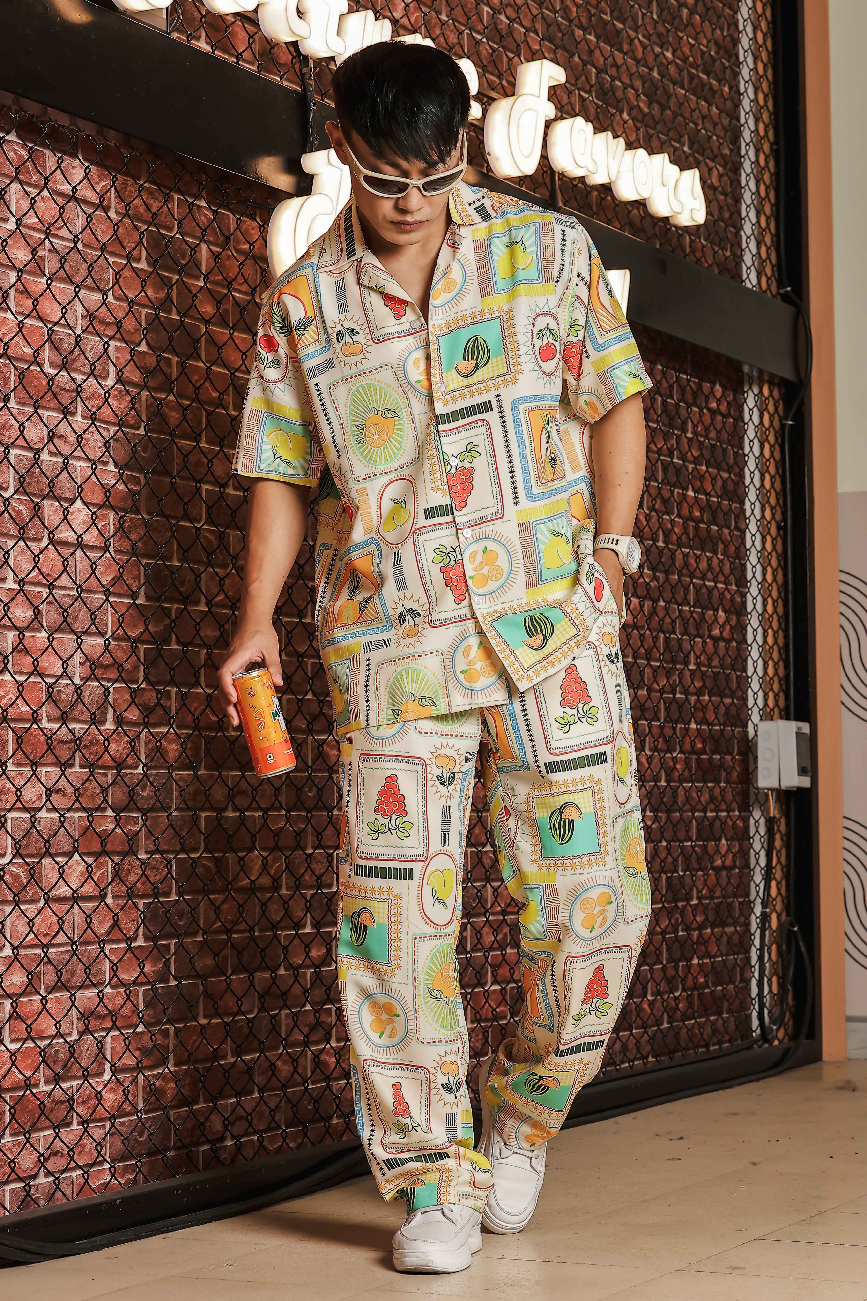 Unisex Beige Casual Print Trouser