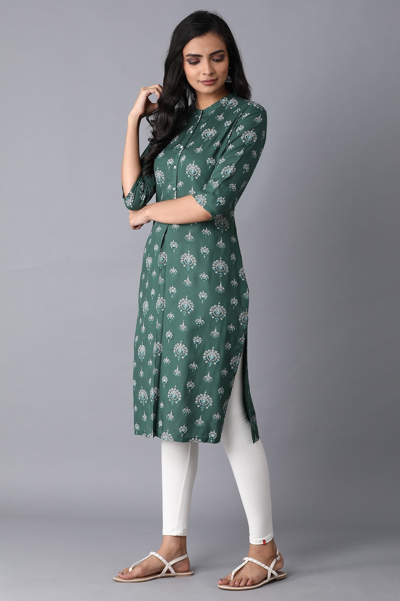 Women's Floral Printed Rayon Straight Kurta