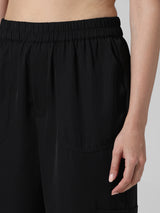 Women's Black Woven Casual Solid Regular Fit Pant