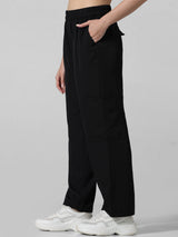 Women's Black Woven Casual Solid Regular Fit Pant