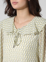 Women's Green Woven Casual Printed Regular Fit Full Sleeves Top
